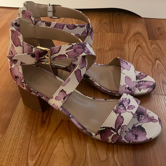 Shoes - Purple and White Florabl Heeled Sandals